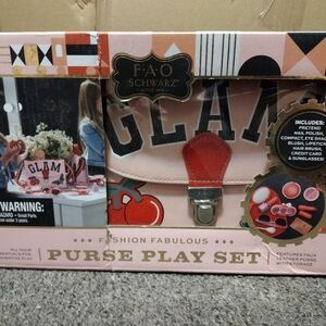 F A O Schwarz Purse Playset
